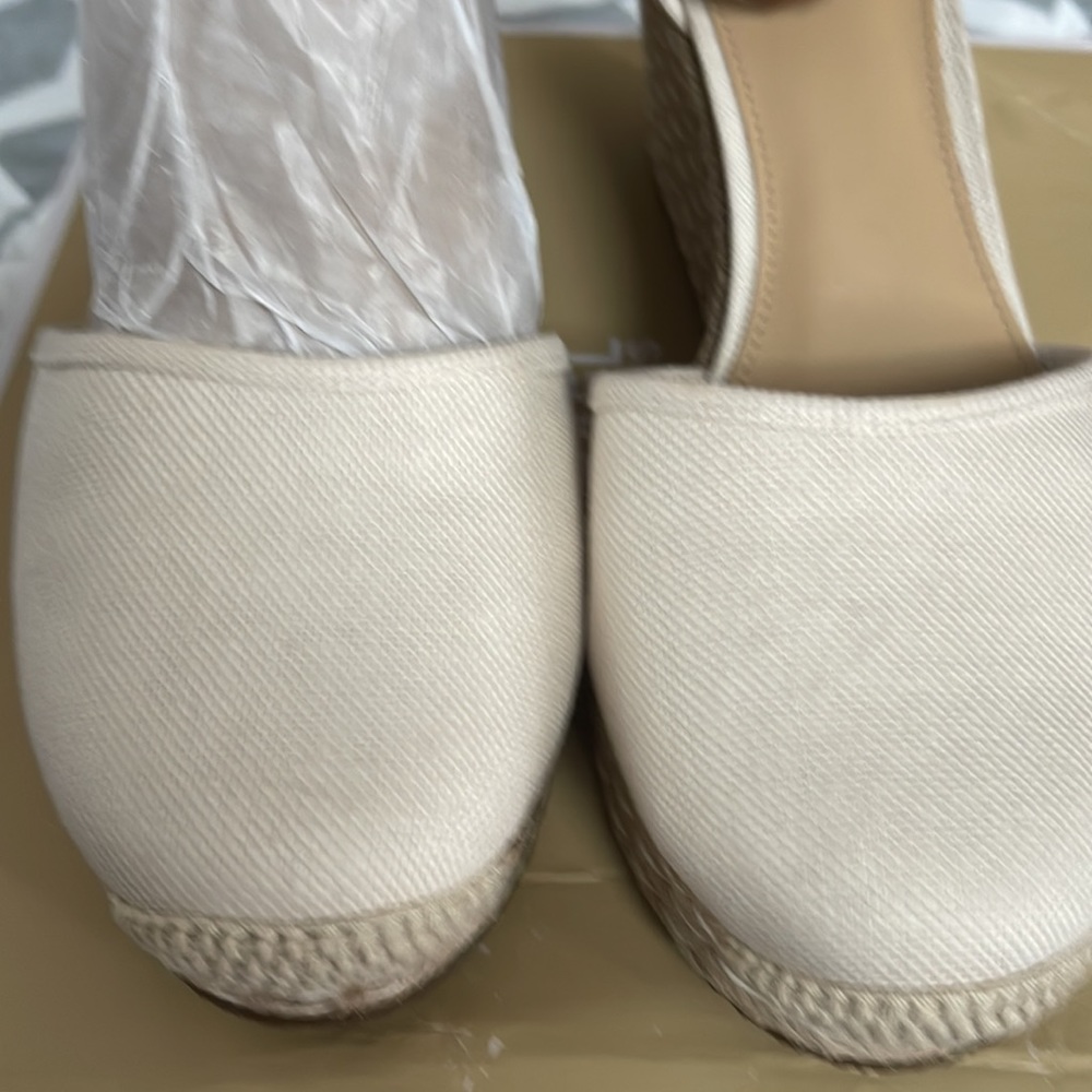 Michael Kors Cream Wedges - Picture 7 of 8